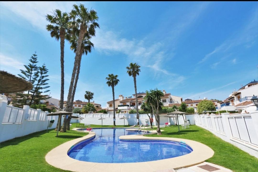 Chalet Adosado En Riomar-3, Urbanizacion Residencial Privada Torre de la Horadada Dış mekan fotoğraf